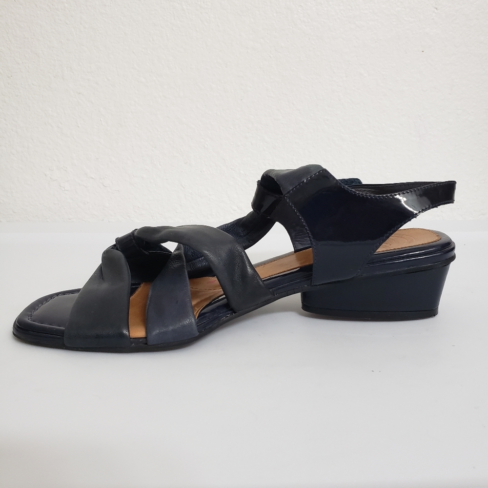 #Nurture Shaker Women Soft Dark Navy Leather Dress Sandals - Picture 13 of 16